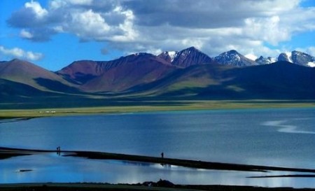 清涼之旅 暢游中國(guó)最著名的五大湖泊