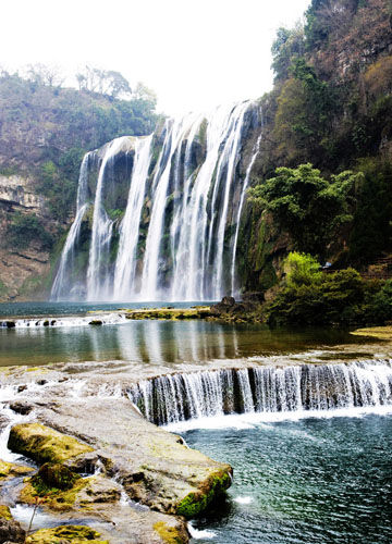 清涼夏日我做主 盤點(diǎn)中國六大避暑瀑布 清涼夏日我做主 盤點(diǎn)中國六大避暑瀑布