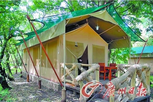 　　肯尼亞馬賽馬拉費爾蒙帳篷酒店。