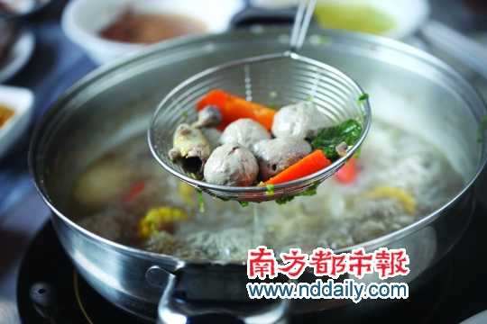 低，是實(shí)惠也是風(fēng)格俗 是喜劇也是味道