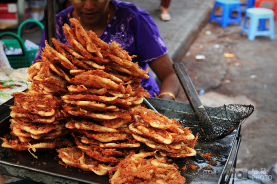 緬甸，繽紛的街邊平民小吃
