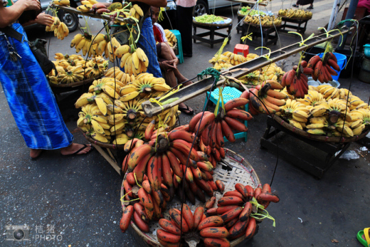 緬甸，繽紛的街邊平民小吃