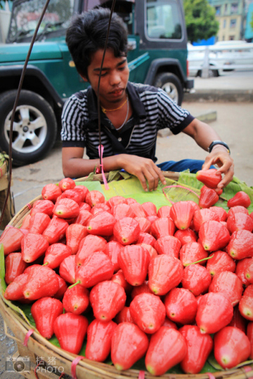 緬甸，繽紛的街邊平民小吃