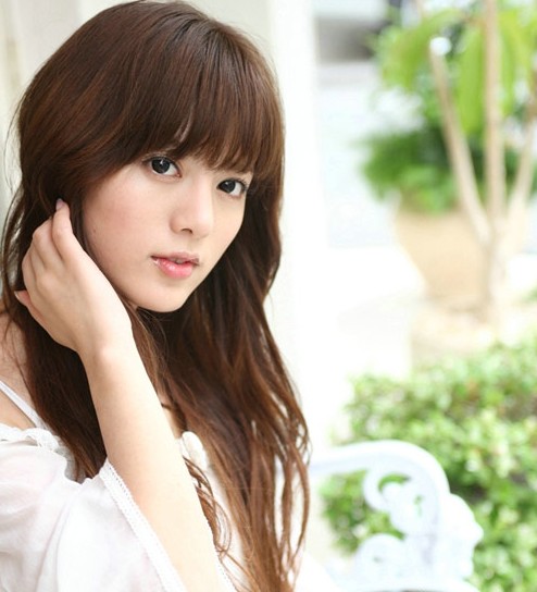 面對污染的環(huán)境我們?nèi)绾巫o理秀發(fā)