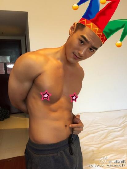 不造哪里不對，反正看起來怪怪的！