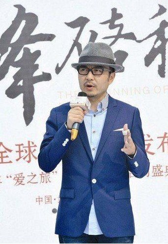 汪涵自曝年薪30萬。