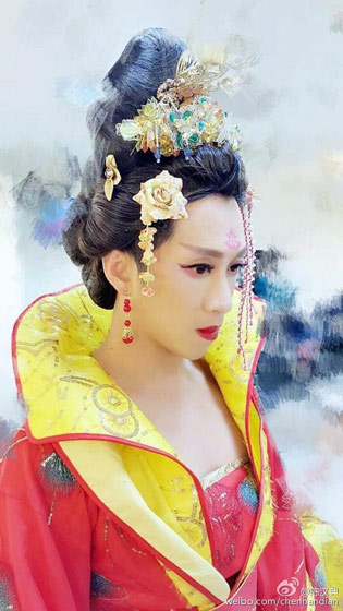 陳漢典cos范冰冰武媚娘造型 陳漢典cos范冰冰武媚娘造型