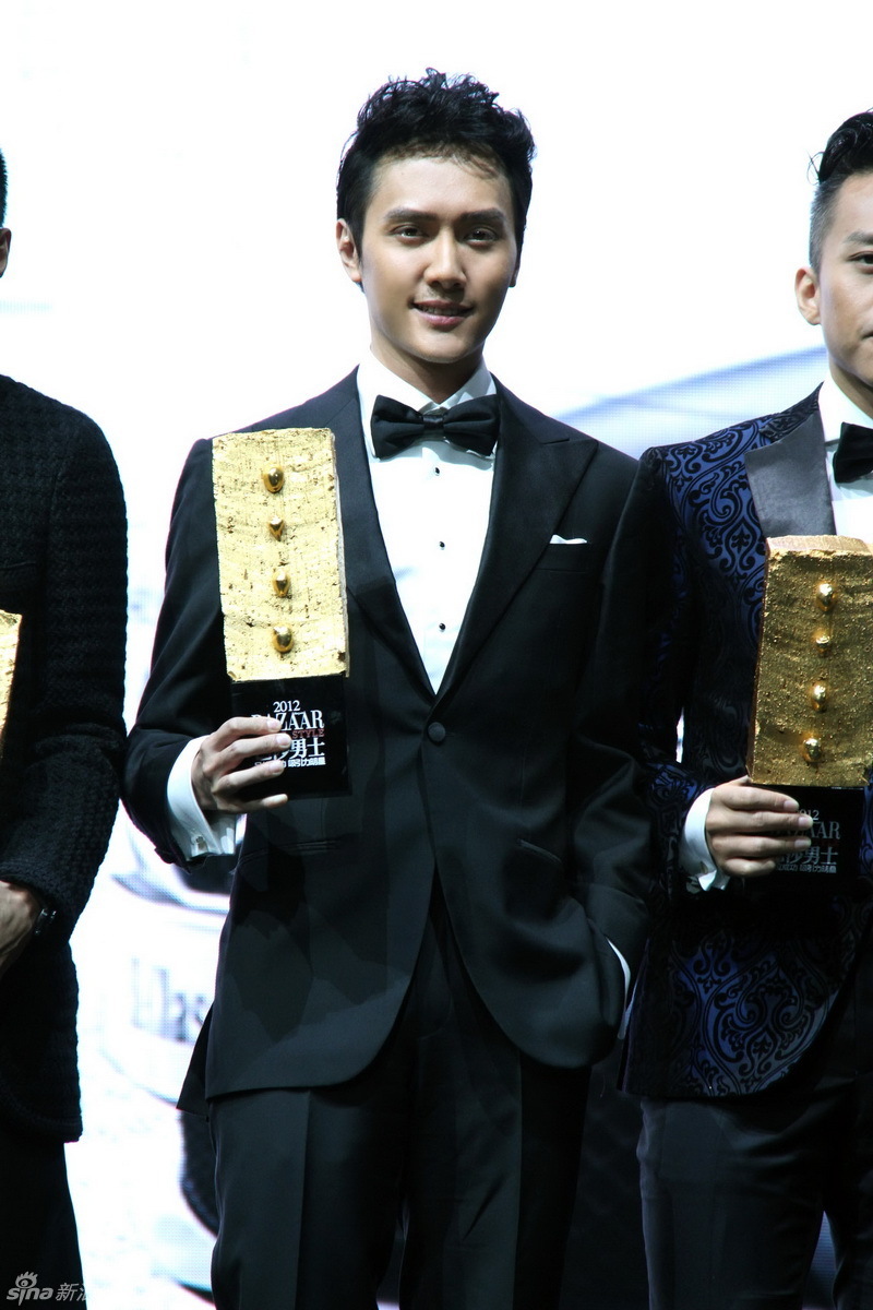 馮紹峰獲芭莎年度明星 五部電影見證成長 馮紹峰獲芭莎年度明星 五部電影見證成長