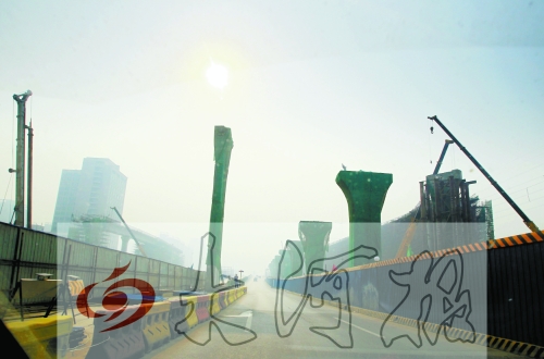 　三環(huán)大“項圈”，西、北兩段預計年底通車