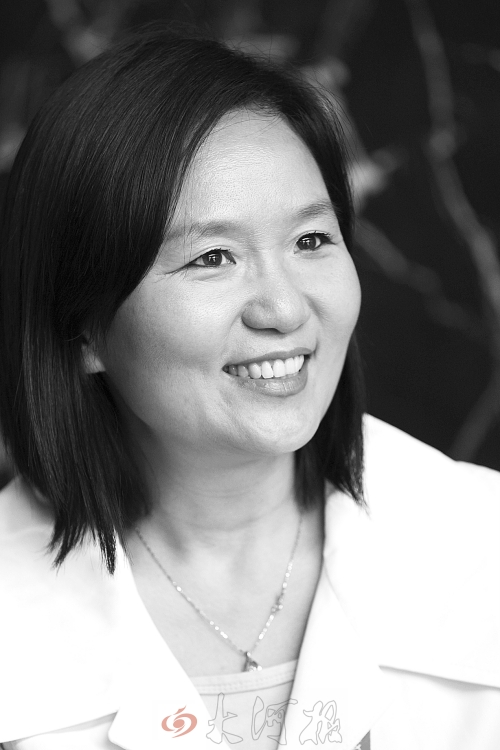 　　王碧玲：“中原地區(qū)的市場(chǎng)增長(zhǎng)太迅速了，我們現(xiàn)有的鄭州物流中心已經(jīng)感覺(jué)力不從心……”