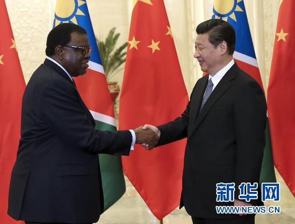 4月8日，國(guó)家主席習(xí)近平在北京人民大會(huì)堂會(huì)見納米比亞總理根哥布。新華社記者 龐興雷 攝