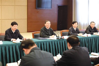 3月25日，王岐山在山東省臨沂市蒙陰縣主持召開蒙陰縣委常委擴大會議。