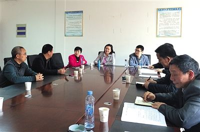 江西省豐城市信訪局接待室，中央信訪督查組約談信訪人。記者 賈世煜 攝