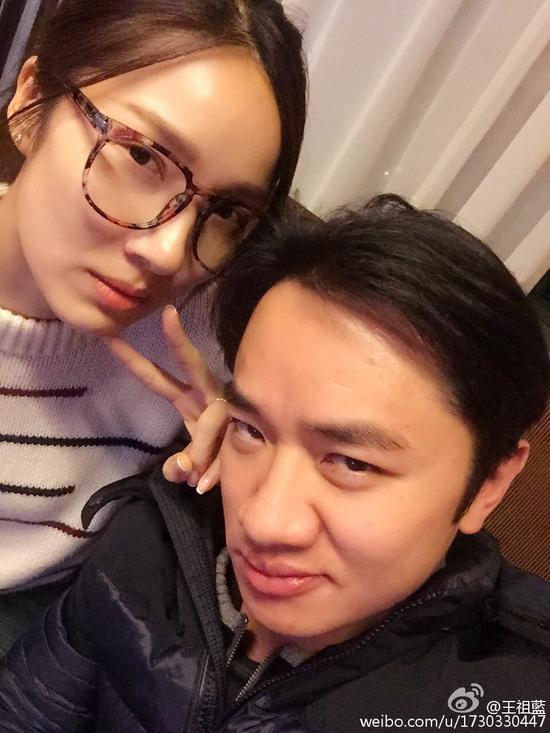 王祖藍李亞男深夜搞怪秀恩愛 王祖藍李亞男深夜搞怪秀恩愛