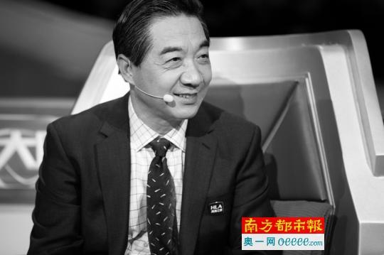 2015年12月24日，張召忠在《最強(qiáng)大腦》節(jié)目錄制現(xiàn)場(chǎng)。C FP資料圖