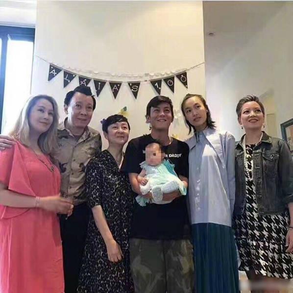 陳冠希女兒首曝光 陳冠希女友是誰？秦舒培個(gè)人資料照片家庭背景