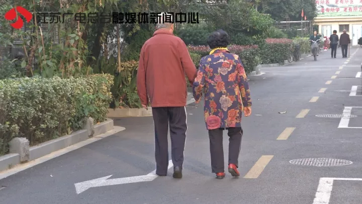 老太秀恩愛！網(wǎng)友被一封跨越60年的情書甜哭了