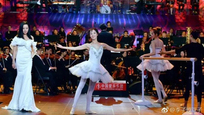 《創(chuàng)造101》主題曲公布，這個被吐槽油膩的c位是什么來頭？