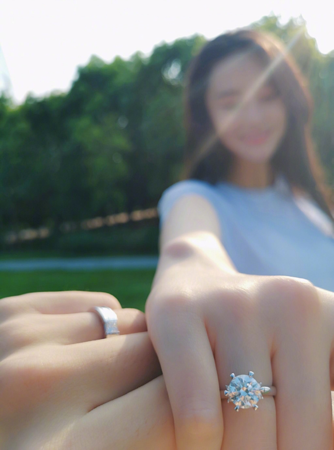 張馨予的婚紗成了淘寶爆款，知道價格后讓人大跌眼鏡！