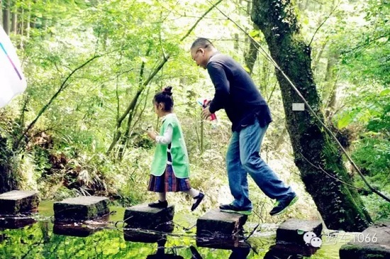 寶貝，爸爸會永遠(yuǎn)在你身后保護(hù)你