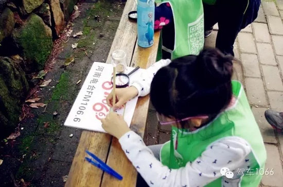 寶貝，爸爸媽媽一直在身后看你認(rèn)真完成任務(wù)！我的女兒棒棒噠！