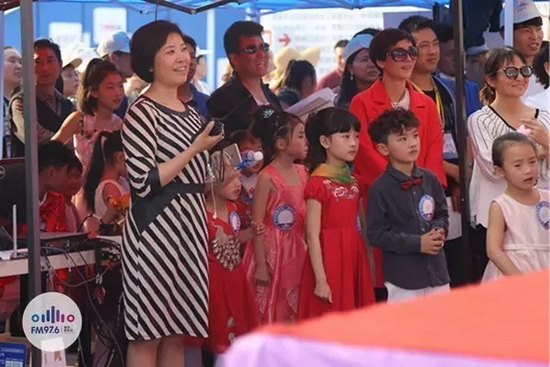 等等，這畫風(fēng)轉(zhuǎn)變太快我不明白了，看見啥了突然這么高興？