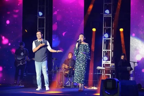 王騰霄、王曉序《制造浪漫》