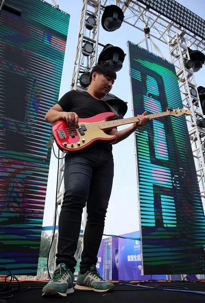 辛苦樂隊老師，你們跟我們一起，共同見證了時光音樂節(jié)是如何一步步成長至今的。