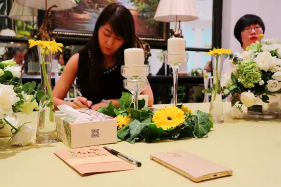 各位“小綠人”也把自己企業(yè)的問題通過卡片的形式，向劉東曉博士請教。