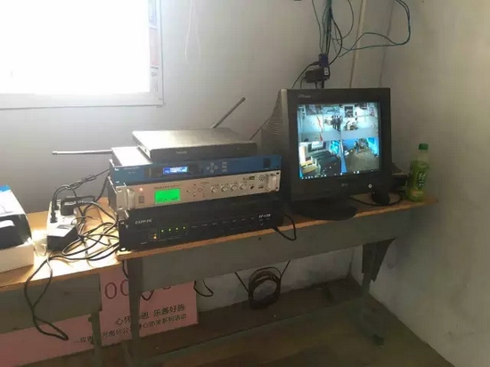 嶄新的廣播設(shè)備將讓孩子們的聲音和夢想飄向更遠(yuǎn)的地方。