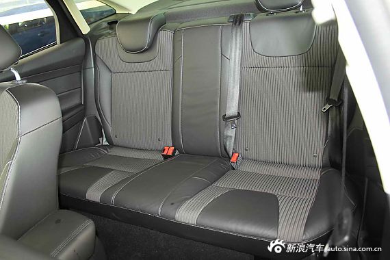 　?？怂箖蓭?jīng)典1.8MT 時尚型