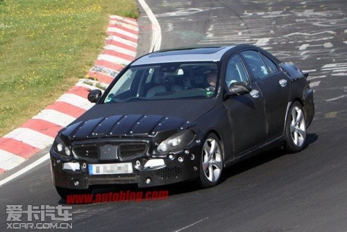 新一代奔馳C級 新一代奔馳C級