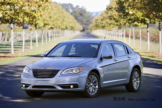 2013款克萊斯勒200官圖 2013款克萊斯勒200官圖