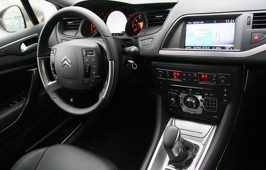 C5 指導(dǎo)價:17.69-29.89 C5 指導(dǎo)價:17.69-29.89