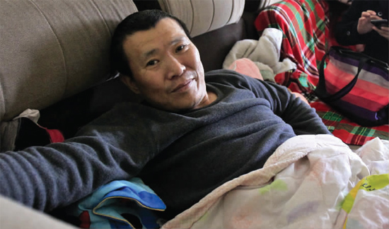 11月11日，李剛病情再次惡化，在眾多朋友的鼓勵(lì)下，他將再赴西安進(jìn)行手術(shù)治療