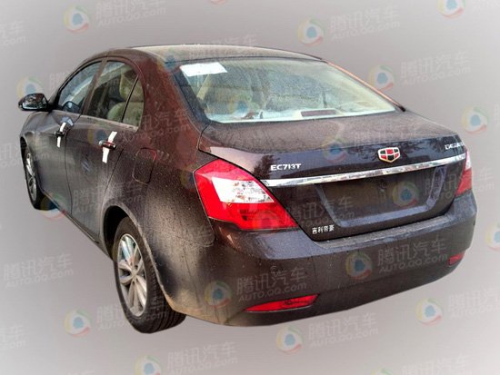 吉利帝豪EC7 1.3T車型諜照 吉利帝豪EC7 1.3T車型諜照