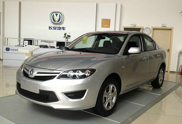 長(zhǎng)安CINTURX車型實(shí)車圖