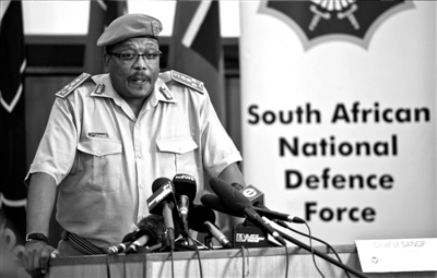 3月23日，中非共和國首都班吉，從加蓬首都利伯維爾出發(fā)的法國增援部隊共計200名士兵抵達班吉國際機場