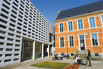 位于布魯日的歐洲學(xué)院。