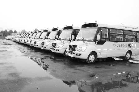 商丘學(xué)生專線開通 家長不用再親自送孩子上學(xué)