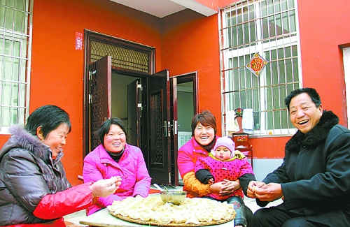 聆聽民生改善的足音 聆聽民生改善的足音