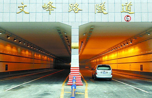 許昌市政“輕裝”邁入立交時代 許昌市政“輕裝”邁入立交時代