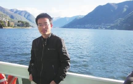 周口85后神批改老師走紅網(wǎng)絡(luò) 趣味教學(xué)引網(wǎng)友折腰 周口85后神批改老師走紅網(wǎng)絡(luò) 趣味教學(xué)引網(wǎng)友折腰