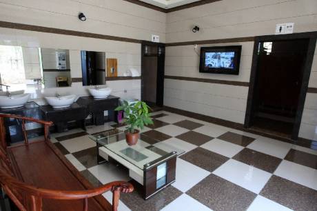 杭州一“四星級(jí)”公廁亮相 杭州一“四星級(jí)”公廁亮相