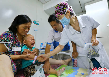 駐馬店失明雙胞胎手術成功 駐馬店失明雙胞胎手術成功