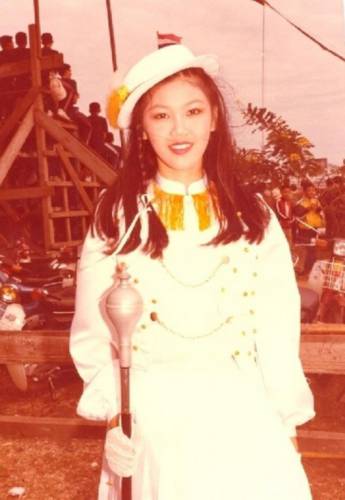 英拉擔(dān)任時(shí)尚雜志模特舊照曝光 英拉擔(dān)任時(shí)尚雜志模特舊照曝光