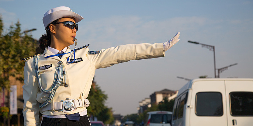 美得心醉 白衣女警保駕世界互聯(lián)網(wǎng)大會(huì) 美得心醉 白衣女警保駕世界互聯(lián)網(wǎng)大會(huì)