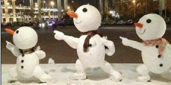 創(chuàng)意十足！日系列卡通雪人走紅