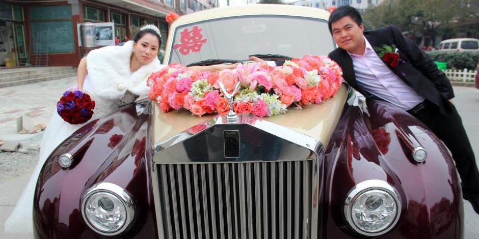 浙江青年千萬級(jí)勞斯萊斯迎娶上海新娘 浙江青年千萬級(jí)勞斯萊斯迎娶上海新娘