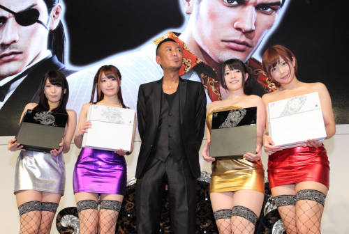 四位性感女優(yōu)現(xiàn)身游戲展 四位性感女優(yōu)現(xiàn)身游戲展